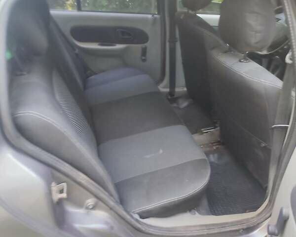 Сірий Рено Clio Symbol, об'ємом двигуна 1.39 л та пробігом 300 тис. км за 2800 $, фото 2 на Automoto.ua