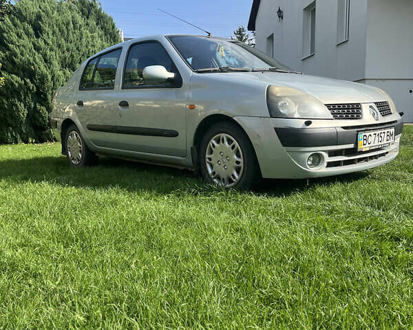 Серый Рено Clio Symbol, объемом двигателя 1.39 л и пробегом 149 тыс. км за 3400 $, фото 4 на Automoto.ua