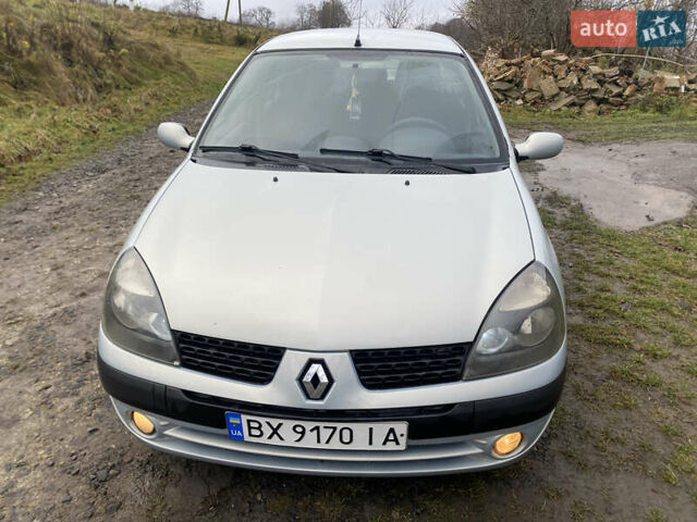 Серый Рено Clio Symbol, объемом двигателя 1.39 л и пробегом 280 тыс. км за 2550 $, фото 3 на Automoto.ua
