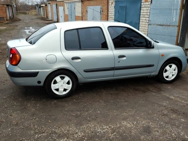 Серый Рено Clio Symbol, объемом двигателя 1.4 л и пробегом 300 тыс. км за 125000 $, фото 4 на Automoto.ua