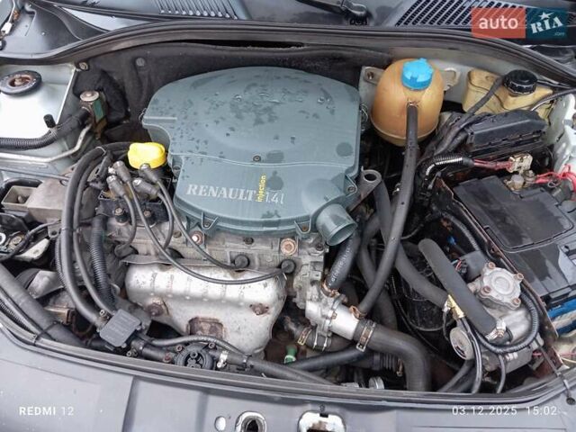 Серый Рено Clio Symbol, объемом двигателя 1.39 л и пробегом 260 тыс. км за 3000 $, фото 8 на Automoto.ua