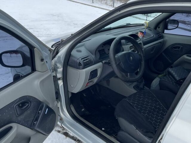 Сірий Рено Clio Symbol, об'ємом двигуна 1.4 л та пробігом 250 тис. км за 1399 $, фото 6 на Automoto.ua