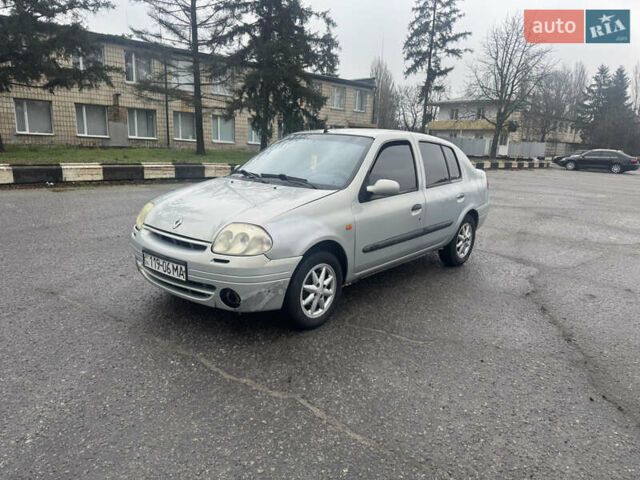 Серый Рено Clio Symbol, объемом двигателя 1.4 л и пробегом 250 тыс. км за 1600 $, фото 1 на Automoto.ua