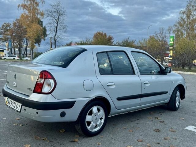 Серый Рено Clio Symbol, объемом двигателя 1.4 л и пробегом 175 тыс. км за 3950 $, фото 6 на Automoto.ua