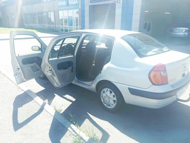 Рено Clio Symbol 2004 в Гребенке на Automoto.ua Серый Рено Clio Symbol, объемом двигателя 1.4 л и пробегом 189 тыс. км за 2850 $, фото 5 на Automoto.ua