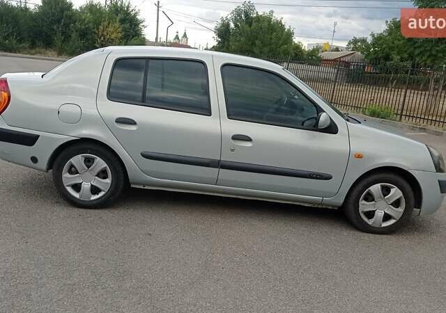 Серый Рено Clio Symbol, объемом двигателя 1.4 л и пробегом 215 тыс. км за 3600 $, фото 1 на Automoto.ua