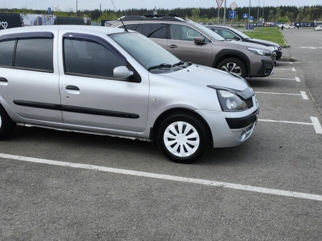 Серый Рено Clio Symbol, объемом двигателя 1.4 л и пробегом 219 тыс. км за 3700 $, фото 6 на Automoto.ua