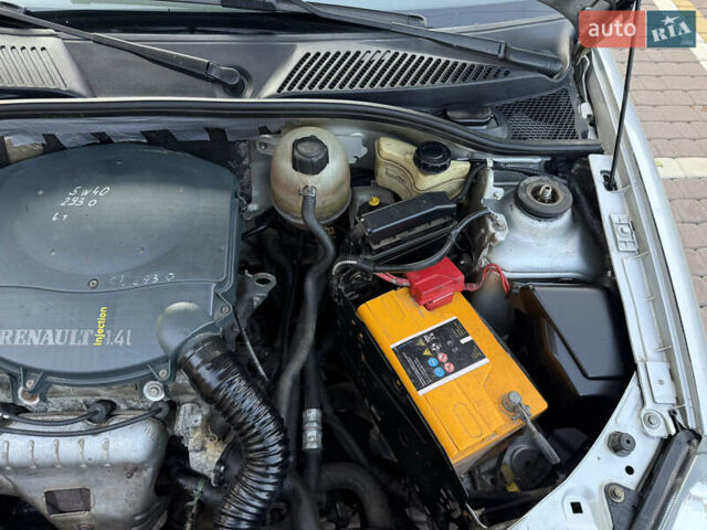 Серый Рено Clio Symbol, объемом двигателя 1.4 л и пробегом 207 тыс. км за 3250 $, фото 40 на Automoto.ua