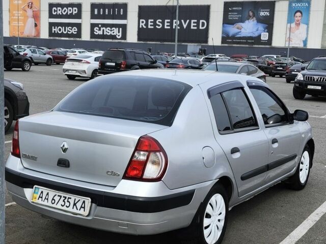 Серый Рено Clio Symbol, объемом двигателя 1.4 л и пробегом 219 тыс. км за 3700 $, фото 3 на Automoto.ua