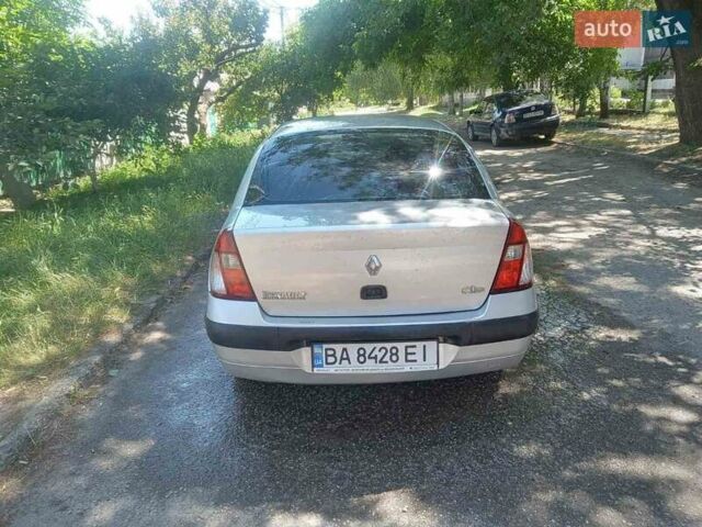 Серый Рено Clio Symbol, объемом двигателя 1.4 л и пробегом 300 тыс. км за 3000 $, фото 4 на Automoto.ua
