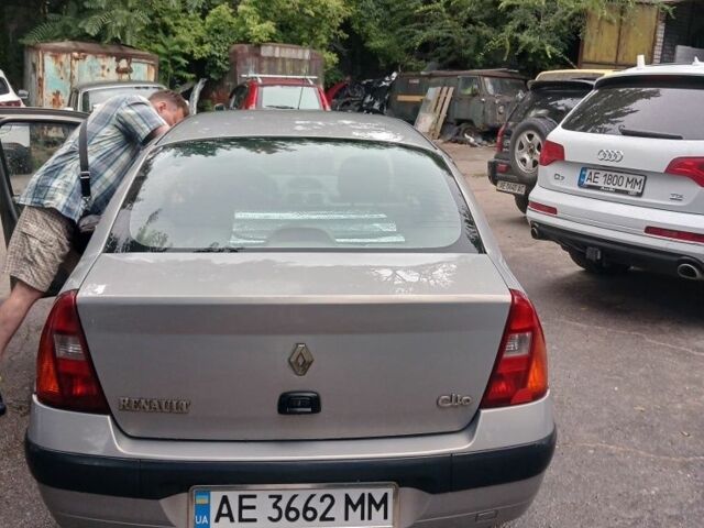 Серый Рено Clio Symbol, объемом двигателя 1.4 л и пробегом 250 тыс. км за 2600 $, фото 2 на Automoto.ua