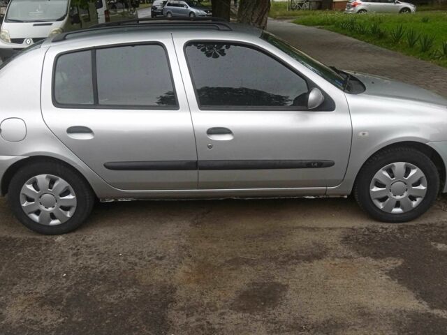 Серый Рено Clio Symbol, объемом двигателя 1.4 л и пробегом 222 тыс. км за 2600 $, фото 6 на Automoto.ua