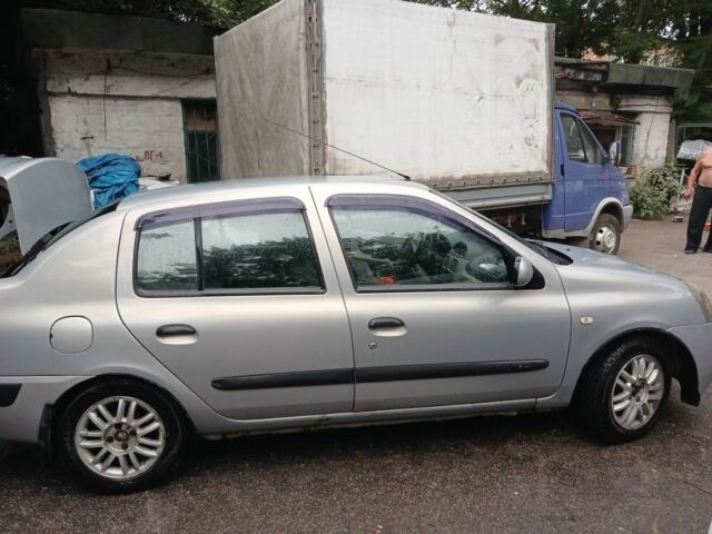 Серый Рено Clio Symbol, объемом двигателя 1.4 л и пробегом 250 тыс. км за 2600 $, фото 7 на Automoto.ua