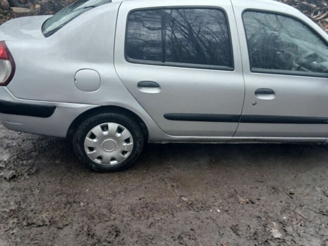 Серый Рено Clio Symbol, объемом двигателя 1.4 л и пробегом 110 тыс. км за 2850 $, фото 2 на Automoto.ua