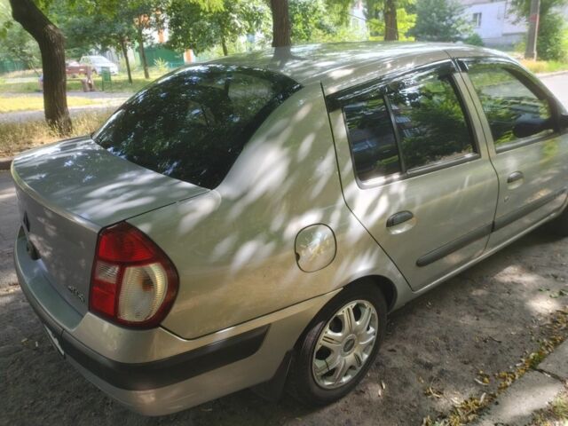 Серый Рено Clio Symbol, объемом двигателя 1.4 л и пробегом 219 тыс. км за 3116 $, фото 1 на Automoto.ua