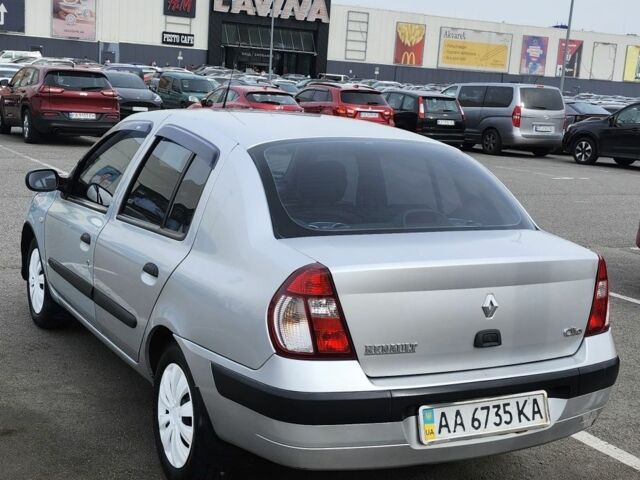 Серый Рено Clio Symbol, объемом двигателя 1.4 л и пробегом 219 тыс. км за 3700 $, фото 4 на Automoto.ua