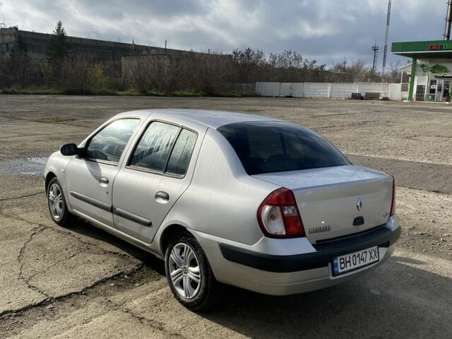 Серый Рено Clio Symbol, объемом двигателя 1.4 л и пробегом 130 тыс. км за 4300 $, фото 4 на Automoto.ua