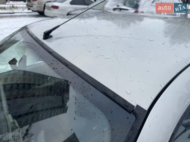 Сірий Рено Clio Symbol, об'ємом двигуна 1.4 л та пробігом 182 тис. км за 2900 $, фото 9 на Automoto.ua