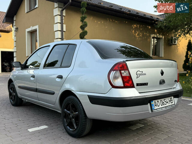 Серый Рено Clio Symbol, объемом двигателя 1.4 л и пробегом 207 тыс. км за 3250 $, фото 8 на Automoto.ua