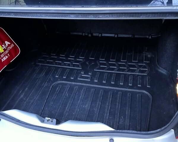 Сірий Рено Clio Symbol, об'ємом двигуна 1.4 л та пробігом 54 тис. км за 5600 $, фото 15 на Automoto.ua