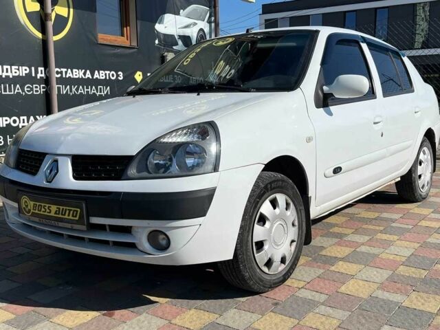 Серый Рено Clio Symbol, объемом двигателя 1.4 л и пробегом 291 тыс. км за 3999 $, фото 2 на Automoto.ua