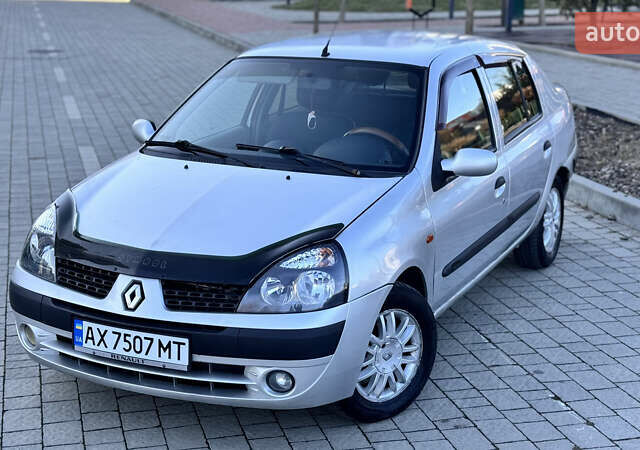 Серый Рено Clio Symbol, объемом двигателя 1.4 л и пробегом 225 тыс. км за 2950 $, фото 5 на Automoto.ua