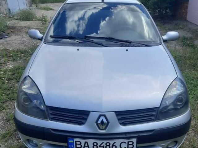 Серый Рено Clio Symbol, объемом двигателя 1.4 л и пробегом 243 тыс. км за 3900 $, фото 8 на Automoto.ua