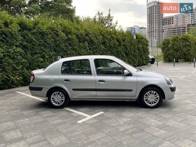 Серый Рено Clio Symbol, объемом двигателя 1.4 л и пробегом 51 тыс. км за 5250 $, фото 5 на Automoto.ua
