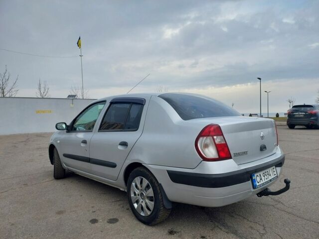 Серый Рено Clio Symbol, объемом двигателя 1.4 л и пробегом 283 тыс. км за 3300 $, фото 2 на Automoto.ua