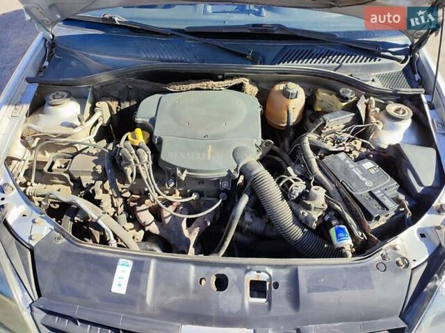 Серый Рено Clio Symbol, объемом двигателя 1.4 л и пробегом 335 тыс. км за 3250 $, фото 18 на Automoto.ua