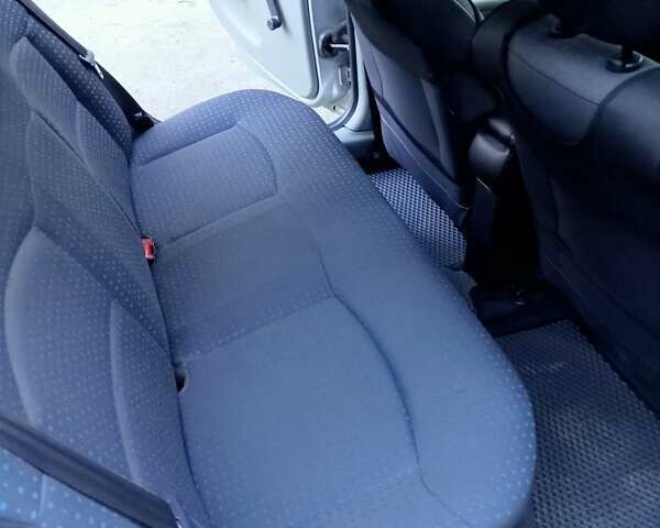 Сірий Рено Clio Symbol, об'ємом двигуна 1.4 л та пробігом 54 тис. км за 5600 $, фото 10 на Automoto.ua