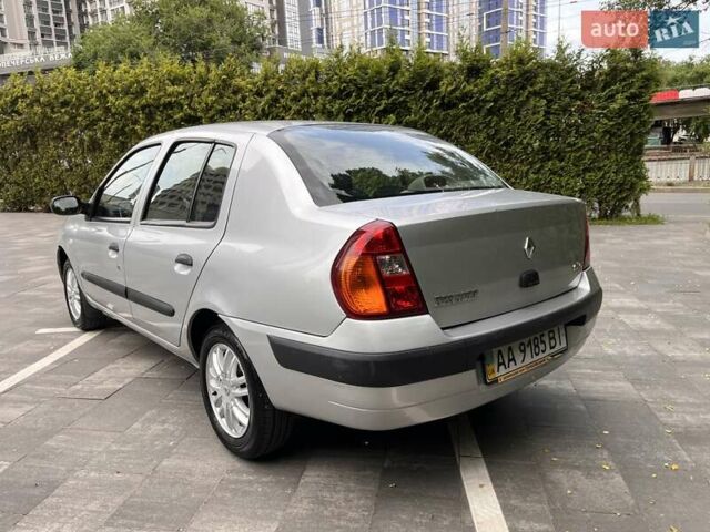Серый Рено Clio Symbol, объемом двигателя 1.4 л и пробегом 51 тыс. км за 5250 $, фото 2 на Automoto.ua
