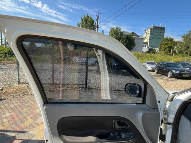 Рено Clio Symbol 2006 в Стрые на Automoto.ua Серый Рено Clio Symbol, объемом двигателя 1.4 л и пробегом 291 тыс. км за 3999 $, фото 8 на Automoto.ua