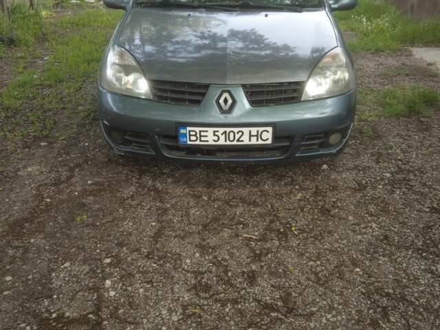 Серый Рено Clio Symbol, объемом двигателя 1.4 л и пробегом 299 тыс. км за 2200 $, фото 11 на Automoto.ua