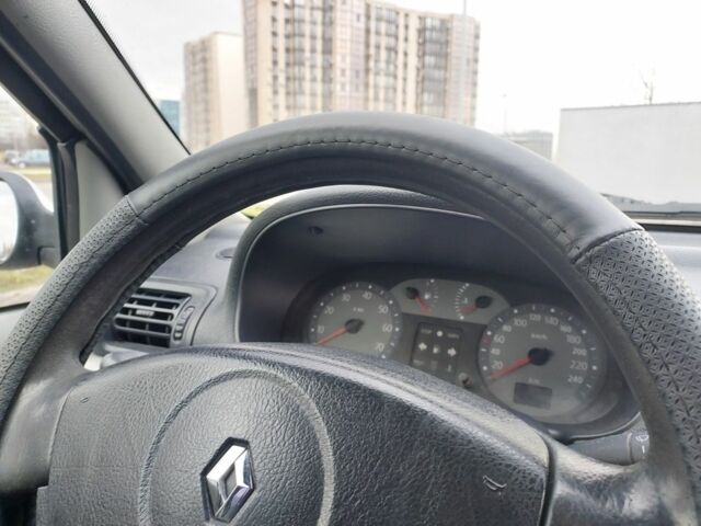 Серый Рено Clio Symbol, объемом двигателя 1.4 л и пробегом 283 тыс. км за 3300 $, фото 19 на Automoto.ua