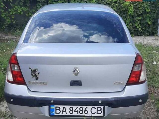 Серый Рено Clio Symbol, объемом двигателя 1.4 л и пробегом 243 тыс. км за 3900 $, фото 4 на Automoto.ua