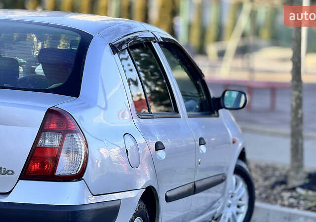 Серый Рено Clio Symbol, объемом двигателя 1.4 л и пробегом 225 тыс. км за 2950 $, фото 16 на Automoto.ua