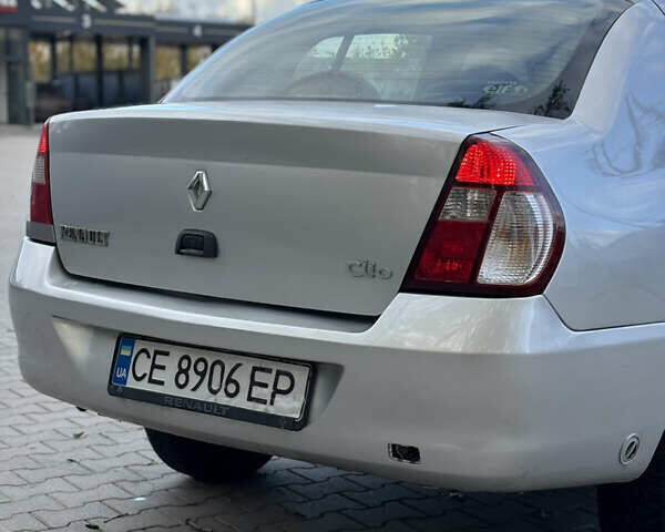 Серый Рено Clio Symbol, объемом двигателя 1.4 л и пробегом 267 тыс. км за 2950 $, фото 9 на Automoto.ua
