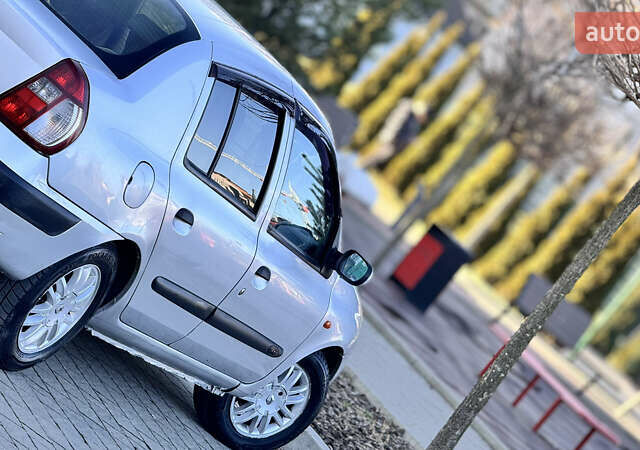 Серый Рено Clio Symbol, объемом двигателя 1.4 л и пробегом 225 тыс. км за 2950 $, фото 20 на Automoto.ua