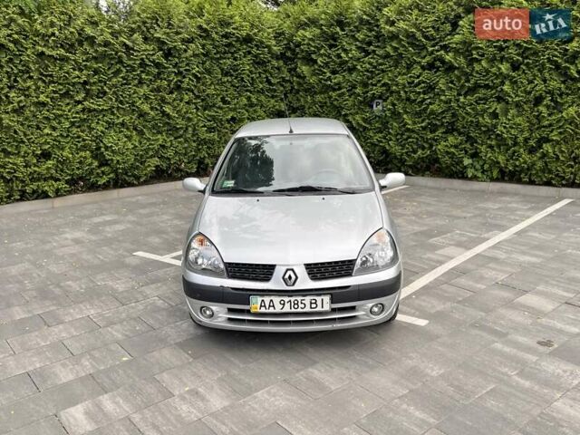Серый Рено Clio Symbol, объемом двигателя 1.4 л и пробегом 51 тыс. км за 5250 $, фото 3 на Automoto.ua