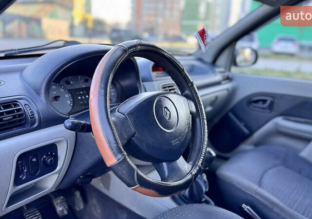 Серый Рено Clio Symbol, объемом двигателя 1.4 л и пробегом 225 тыс. км за 2950 $, фото 27 на Automoto.ua