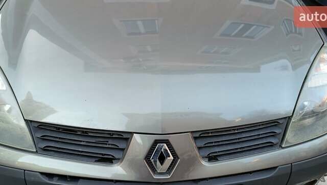 Сірий Рено Clio Symbol, об'ємом двигуна 1.4 л та пробігом 155 тис. км за 3450 $, фото 19 на Automoto.ua