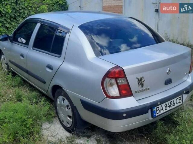 Серый Рено Clio Symbol, объемом двигателя 1.4 л и пробегом 243 тыс. км за 3900 $, фото 1 на Automoto.ua