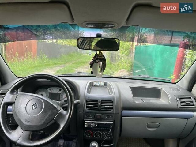 Серый Рено Clio Symbol, объемом двигателя 1.4 л и пробегом 234 тыс. км за 2850 $, фото 4 на Automoto.ua