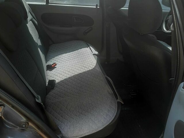 Серый Рено Clio Symbol, объемом двигателя 1.4 л и пробегом 170 тыс. км за 4000 $, фото 4 на Automoto.ua