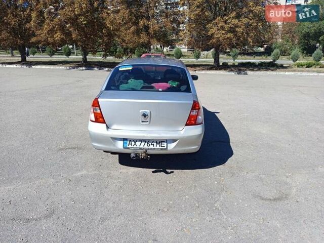 Серый Рено Clio Symbol, объемом двигателя 1.4 л и пробегом 246 тыс. км за 3700 $, фото 6 на Automoto.ua