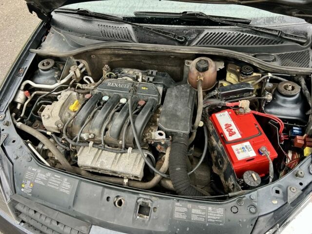 Серый Рено Clio Symbol, объемом двигателя 1.4 л и пробегом 75 тыс. км за 3950 $, фото 22 на Automoto.ua