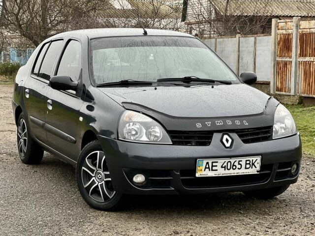 Серый Рено Clio Symbol, объемом двигателя 1.4 л и пробегом 75 тыс. км за 3950 $, фото 9 на Automoto.ua