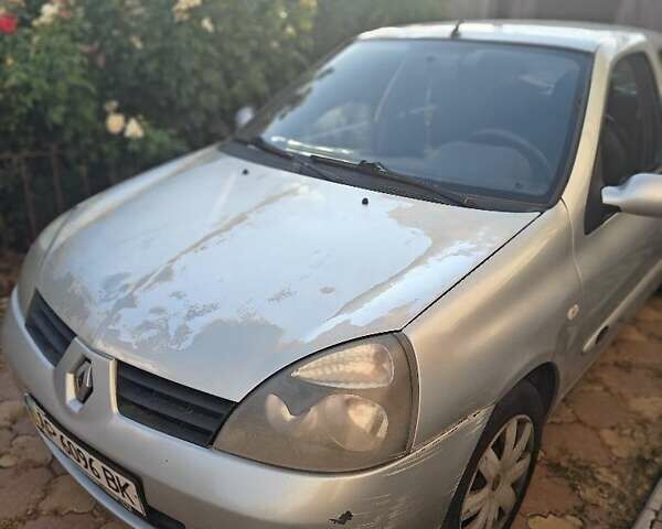 Сірий Рено Clio Symbol, об'ємом двигуна 1.4 л та пробігом 150 тис. км за 3000 $, фото 8 на Automoto.ua