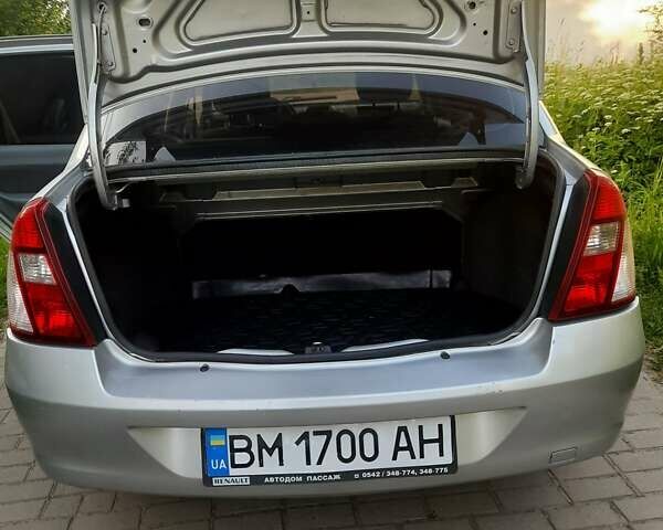 Серый Рено Clio Symbol, объемом двигателя 1.39 л и пробегом 220 тыс. км за 2450 $, фото 9 на Automoto.ua